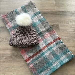 Reitmans Gray and Teal Plaid Blanket Scarf with Knit Hat